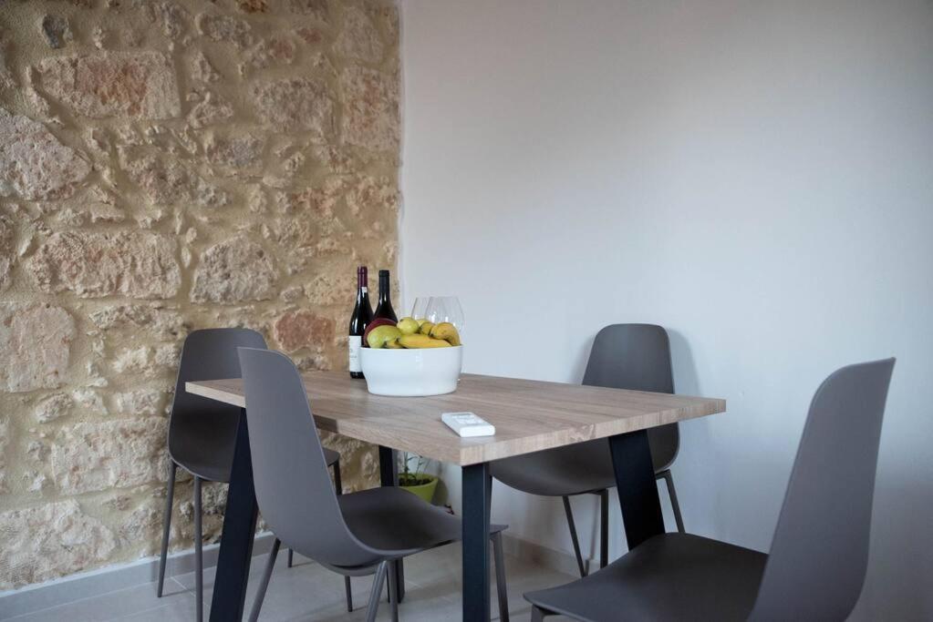 Myra City House Chania  Екстер'єр фото