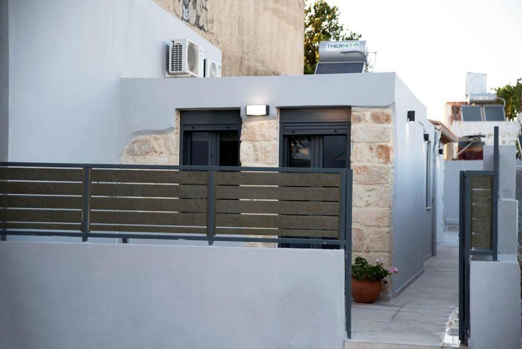 Myra City House Chania  Екстер'єр фото